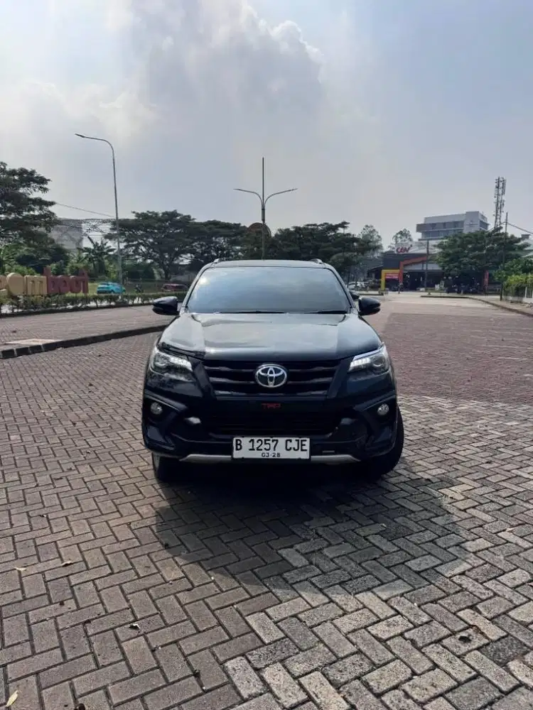 Fortuner Trd At'18 Tgn1 pribadi B Tgr Pjk03'27 Km69rb siap pakai