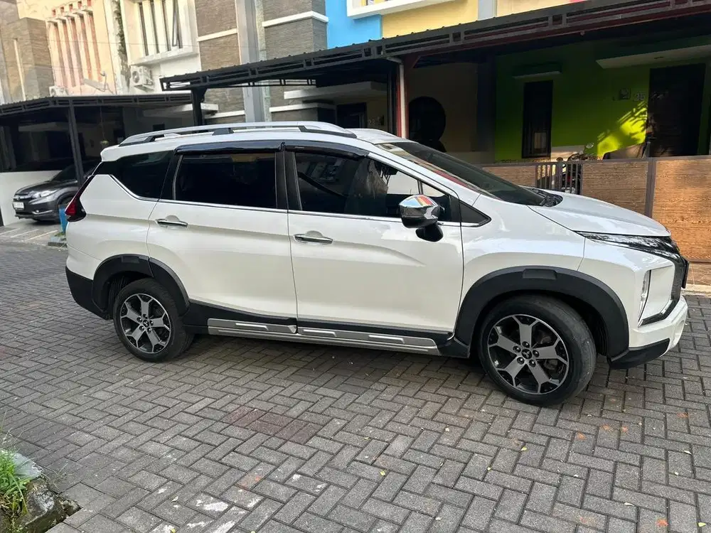 Mitsubishi Xpander Cross Premium AT 2020