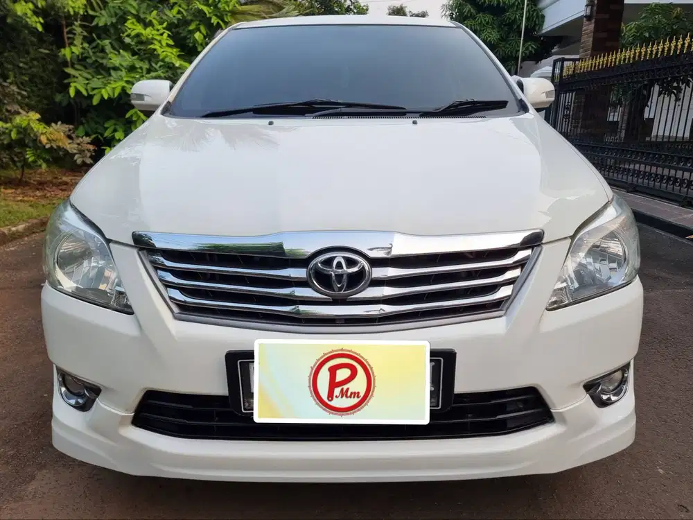 INNOVA G LUXURY MATIC BENSIN 2013 BULAN 2 AN PRIBADI ORISINIL MULUS