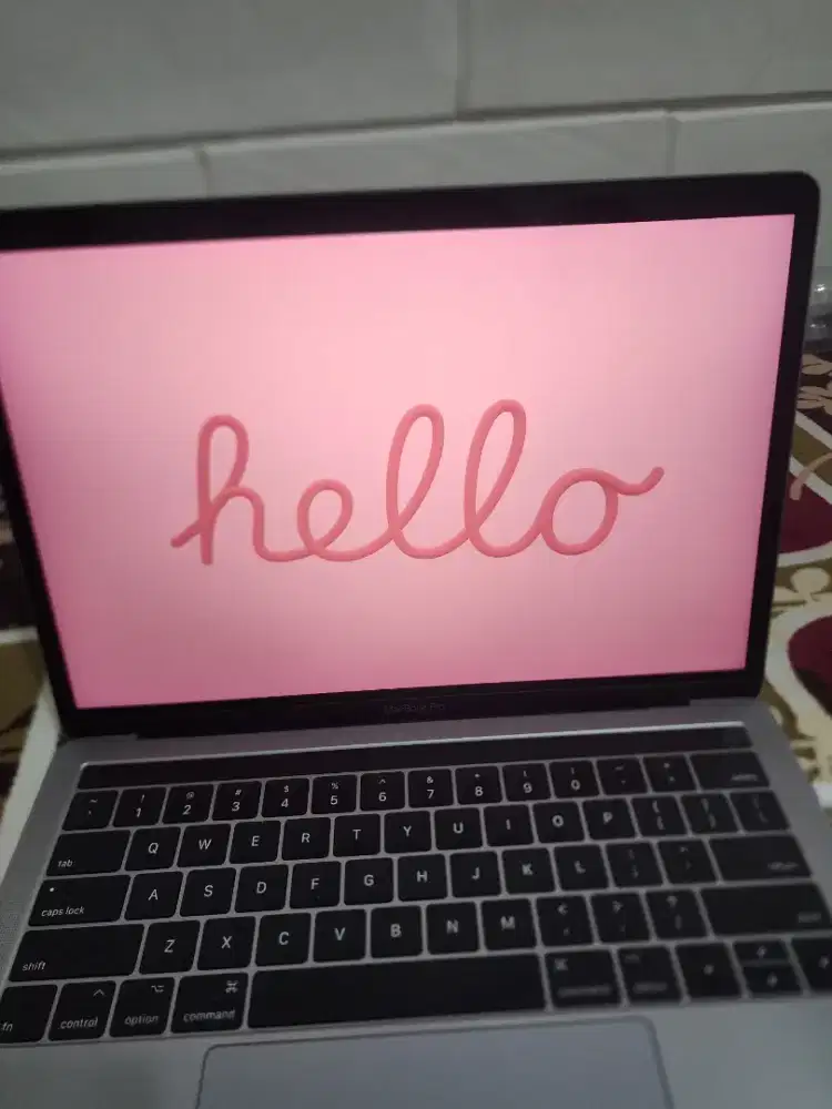 Macbook pro 2016 icore 7 Ram 16gb SSD 512GB