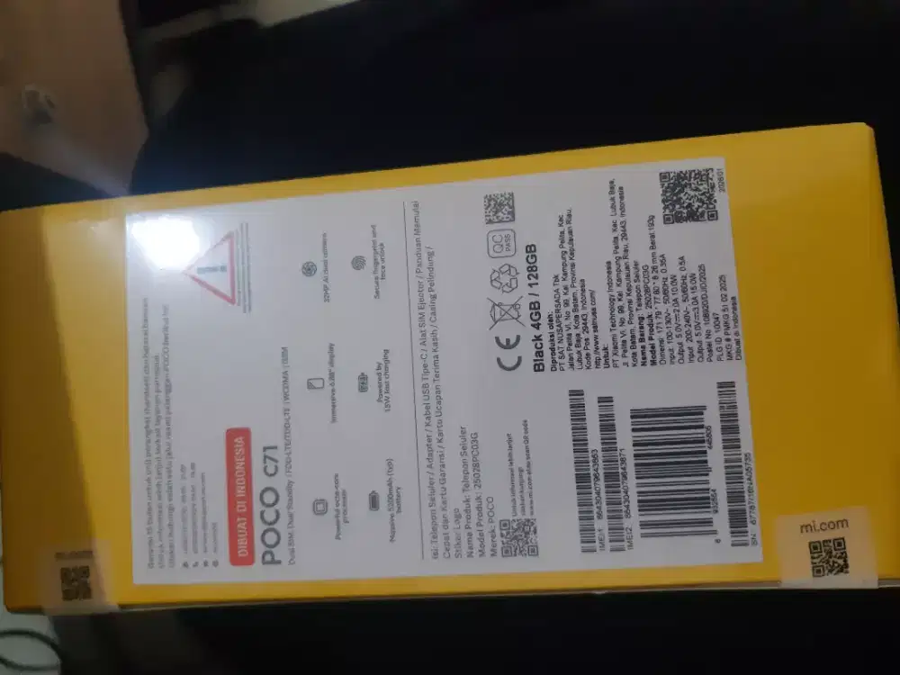 Dijual hp poco baru warna hiram