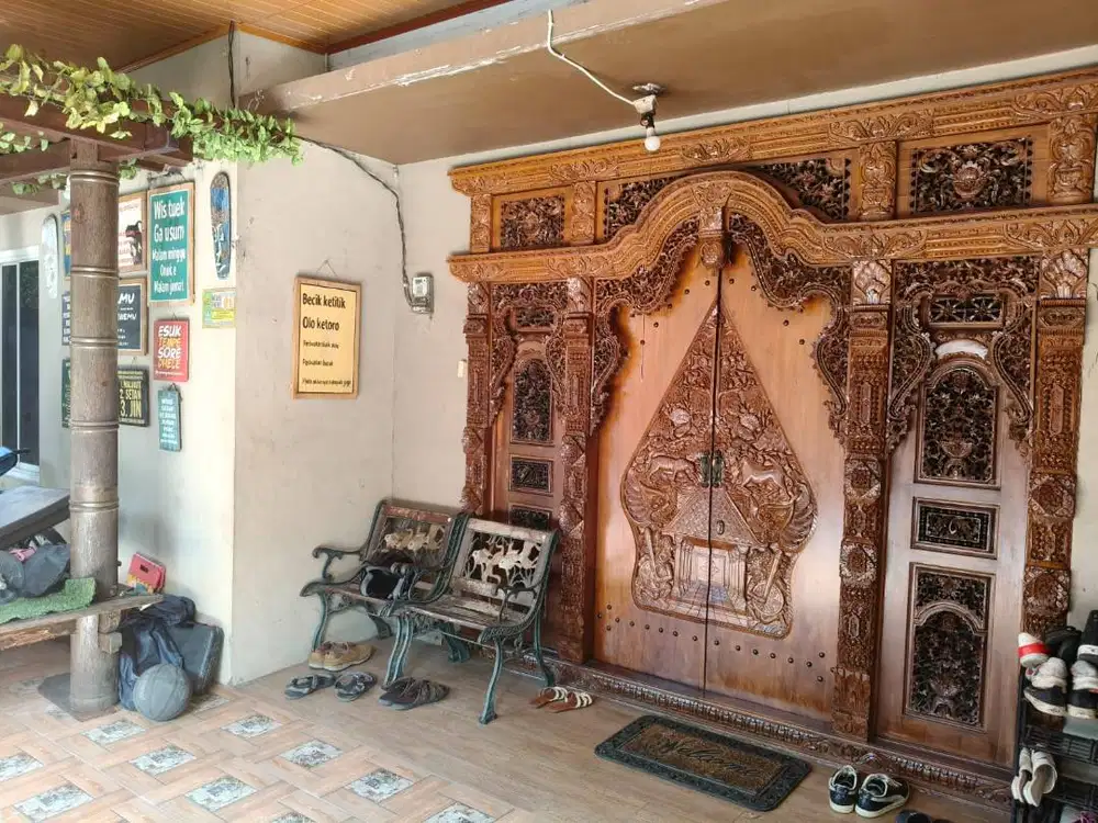 Rumah nuansa jawa dijual