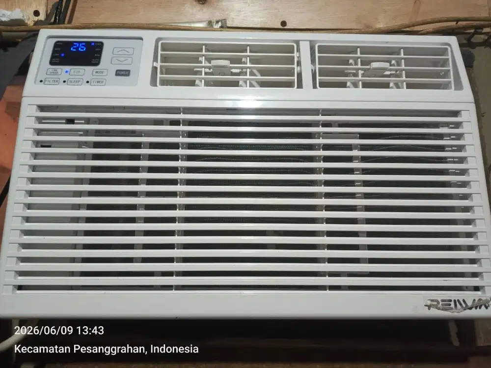 AC REIWA 1PK, dijual karena listrik tidak kuat, mau turun ke ½pk