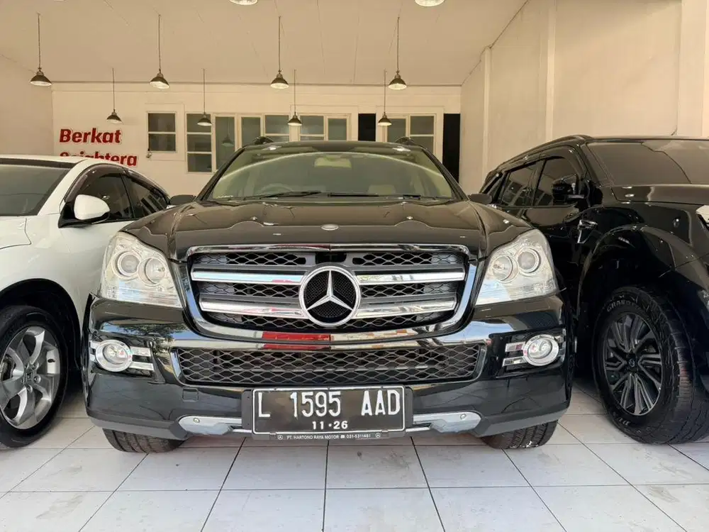 Mercedes Benz GL500 4x4 Matic 2009 KM Rendah Poll Bisa Kredit / TT