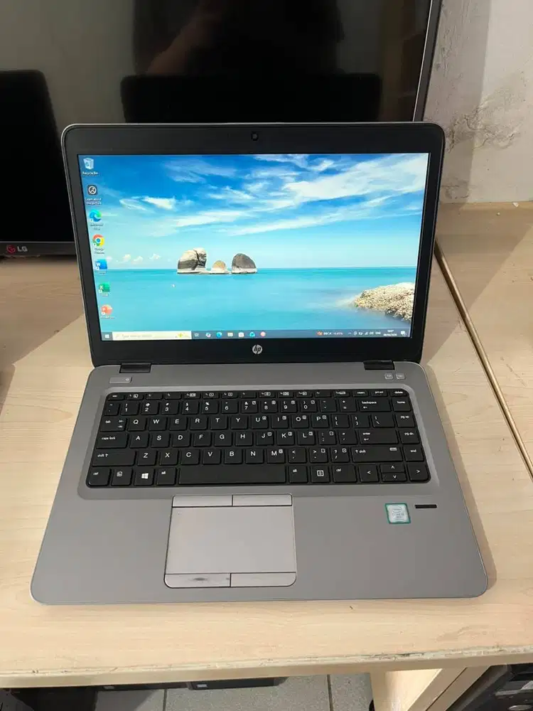HP Core i5 7300u Ram 8Gb DDR4 SSD 128Gb
