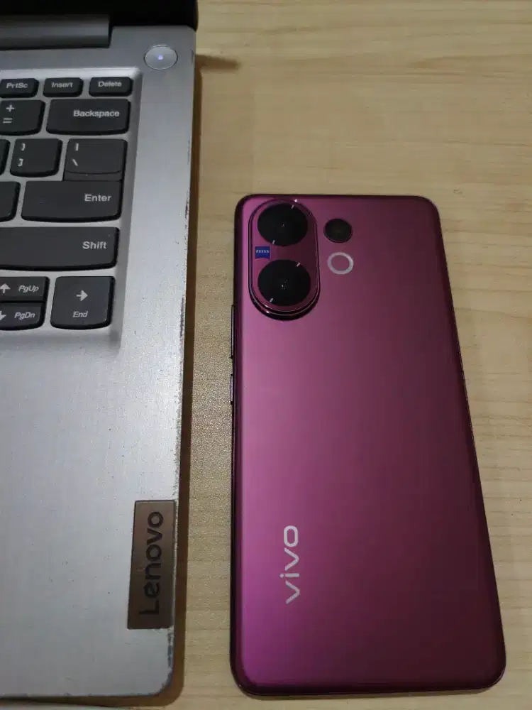 Jual cepat vivo V60 5G mulus,fullset like new