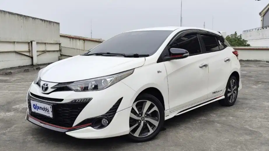 DP RENDAH Toyota Yaris 1.5 TRD Sportivo Bensin-AT 2018 CYC