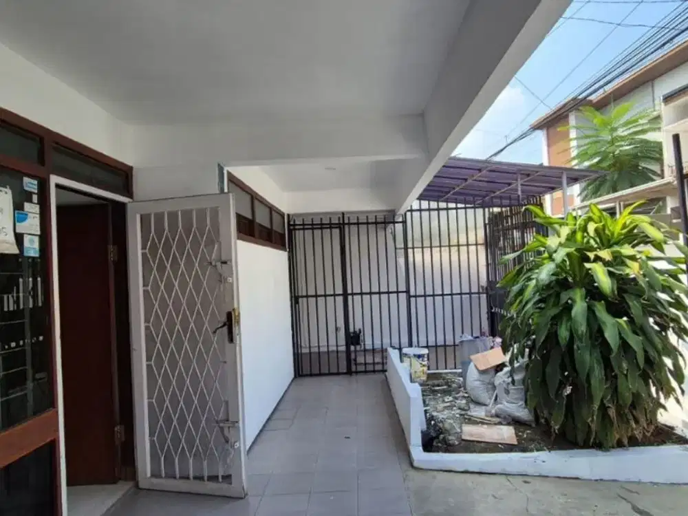 Rumah Terawat Di sayap bkr dekat srimahi sriwijaya moch ramdhan Bandung