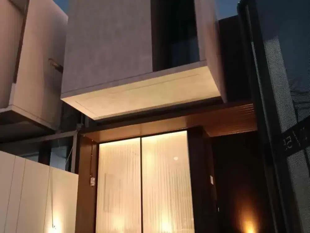 Baru Gress‼️ Jual Rumah + Furnish Esklusif di Mojoarum Surabaya