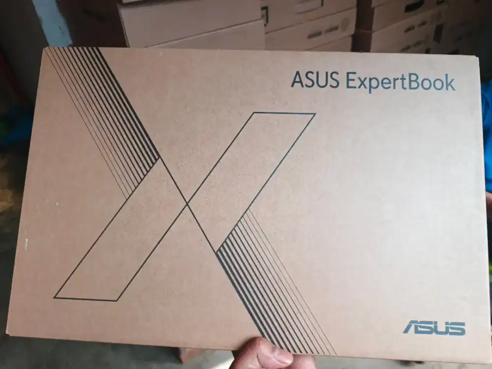 KARDUS LAPTOP ASUS EXPERTBOOM