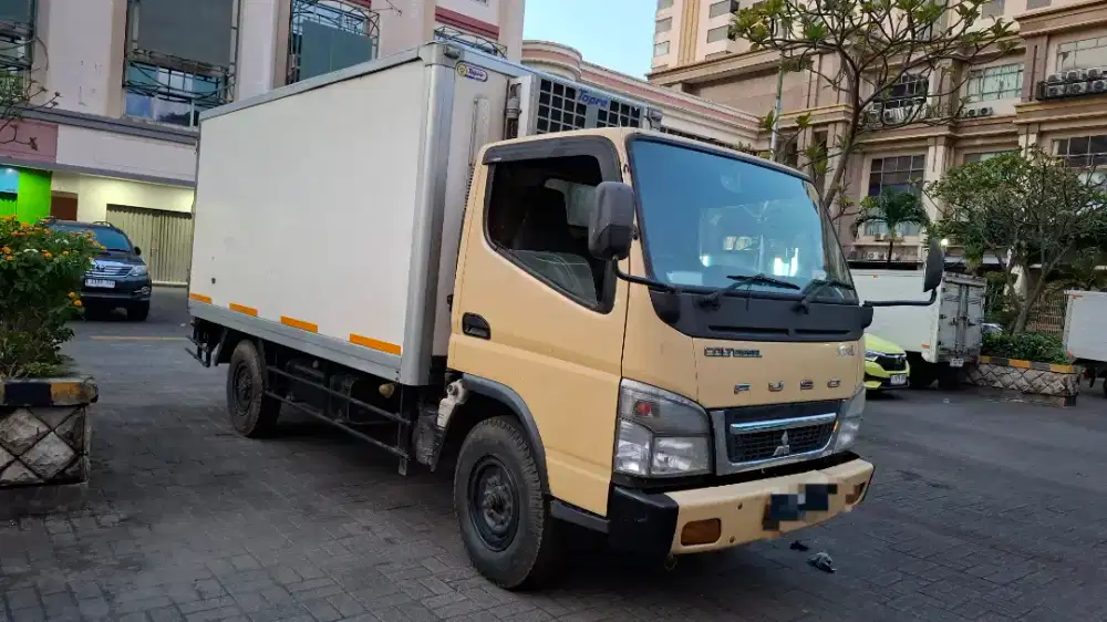 Mitsubishi FE 71L Engkel Box Freezer tahun 2021