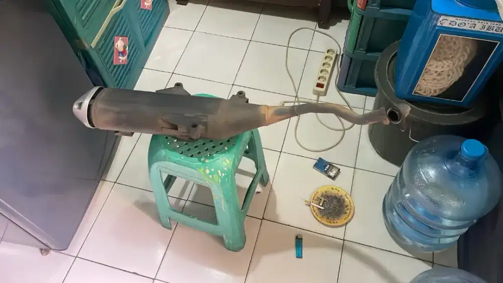 Knalpot original vario 160