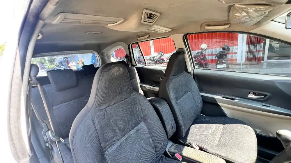 DIJUAL MOBIL DAIHATSU SIGRA 1.2R MT 2018 MPV