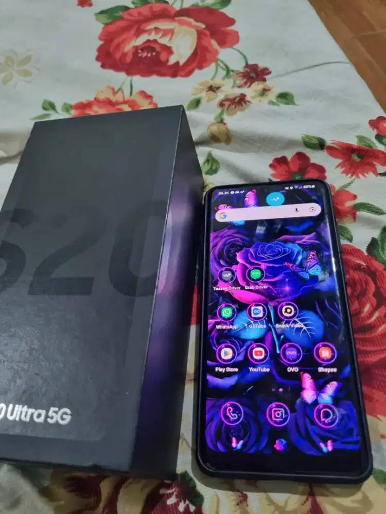 Samsung S20 ultra,komplit,nominus.Ram 12/128.Mulus.Segel pastinya