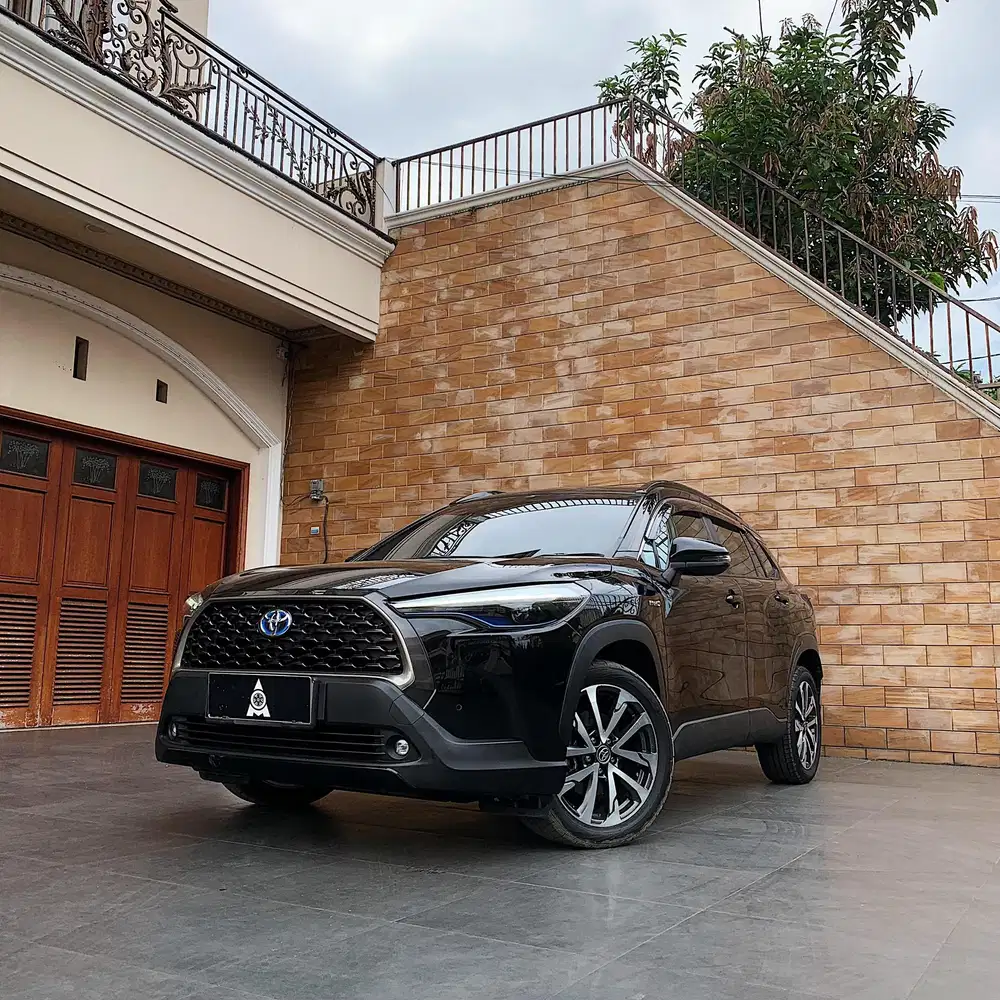 ( Tangan Pertama ) 2021 Toyota Corolla Cross 1.8 Hybrid A/T
