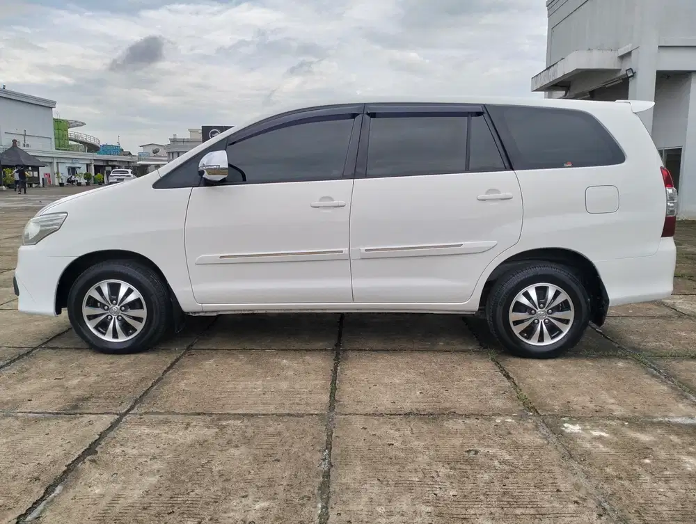 Toyota Kijang Innova 2015 Diesel
