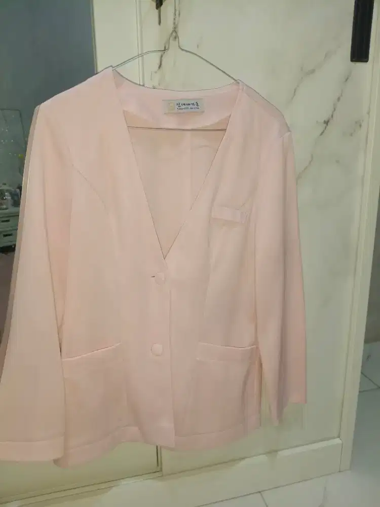 Blazer pink bran china