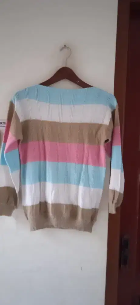 Baju kaos wanita