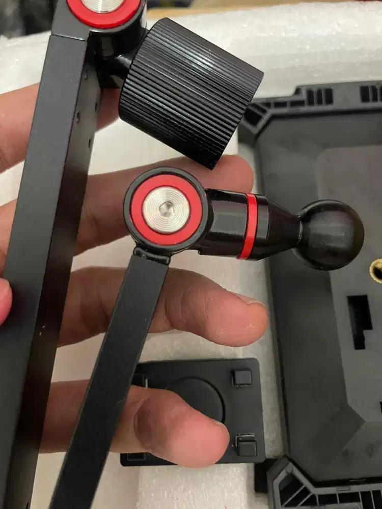 Desk phone holder