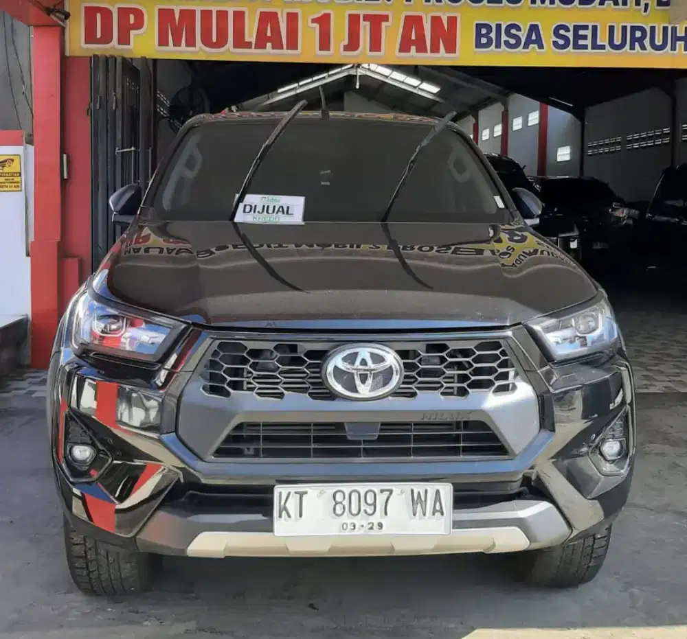 Dijual  Toyota Hilux 2.4 V DC 4x4 AT 2024