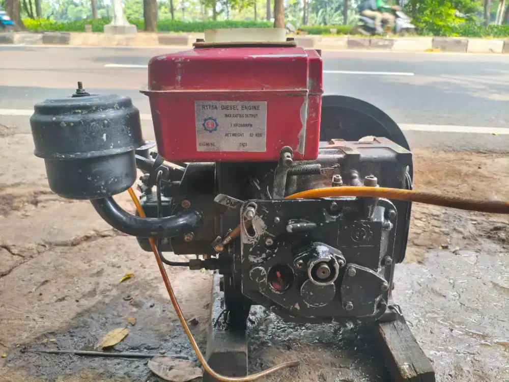 Mesin Diesel Dongfeng 7PK / Mesin Penggerak Diesel 7PK R175