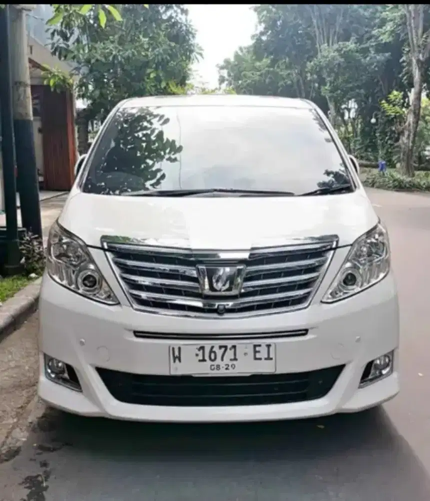 ALPHARD 2.5 G PREMIUM SOUND AT 2014 KM 50 RB