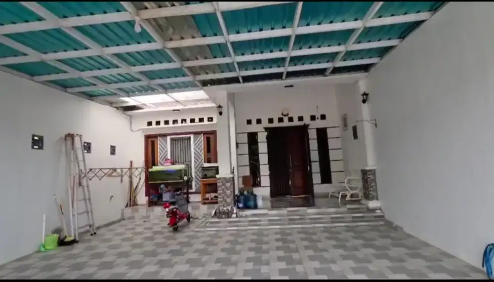 Rumah Cantik Luas Nyaman Mewah