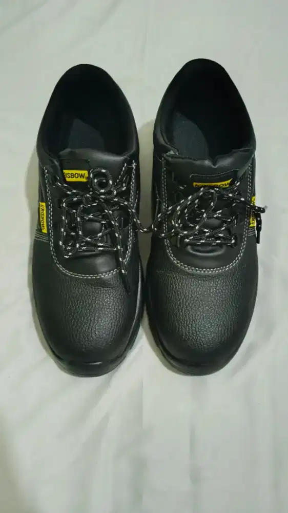 Sepatu Krisbow argon 4 uk 42