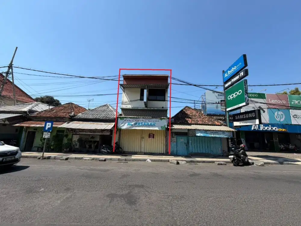Toko 2 Lantai Strategis dan Murah di Kawasan Gapurosukolilo, Gresik dekat dengan Alun-Alun Gresik