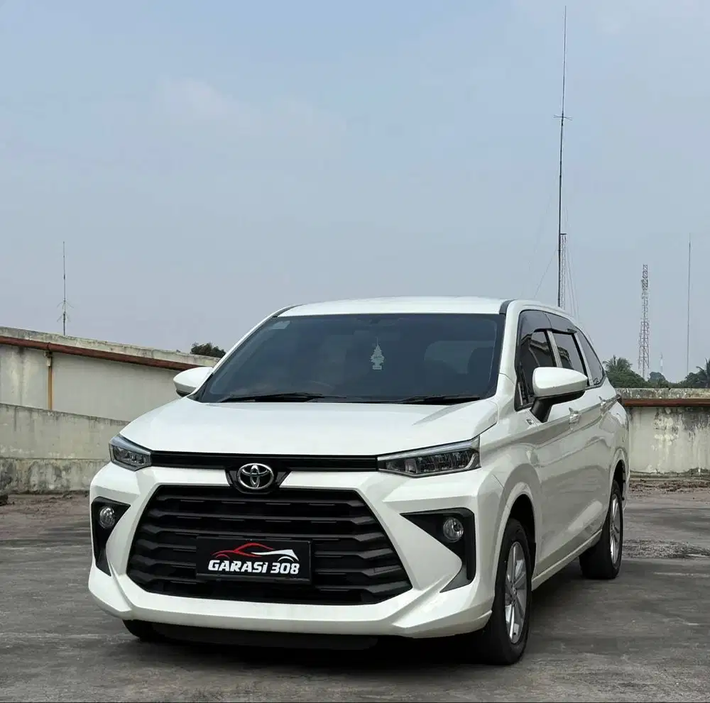 Toyota Avanza 1.3 E AT CVT 2023 Putih KM 53 rb record pajak 03-2027