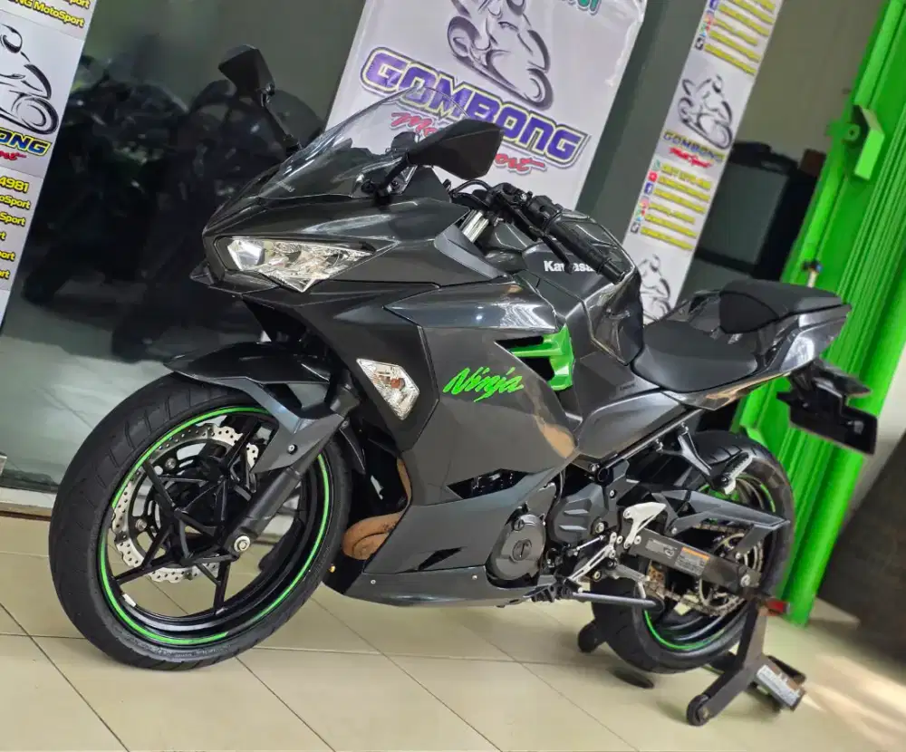 NINJA 250 FI 2024