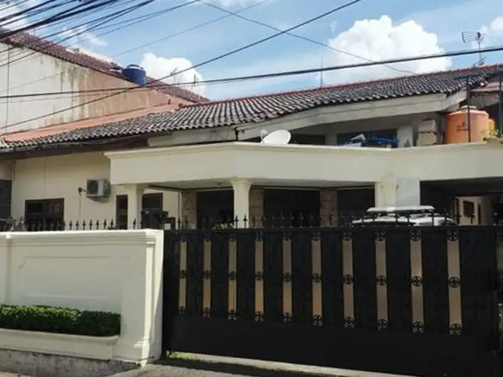 Dijual Kost Putra Jl. Mampang Prapatan IV, Mampang Prapatan, Jakarta Selatan