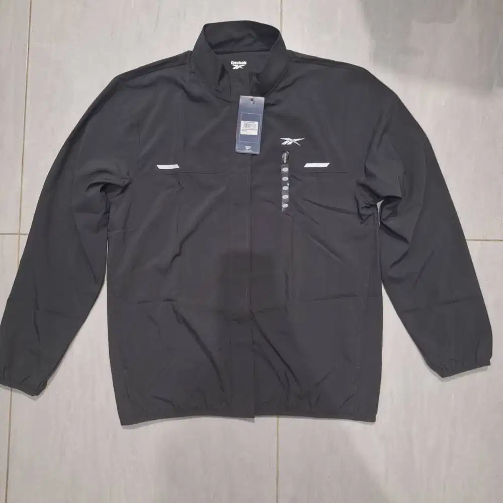 Jaket REEBOK - REE Bayyan Men Jacket Performance - Original Black