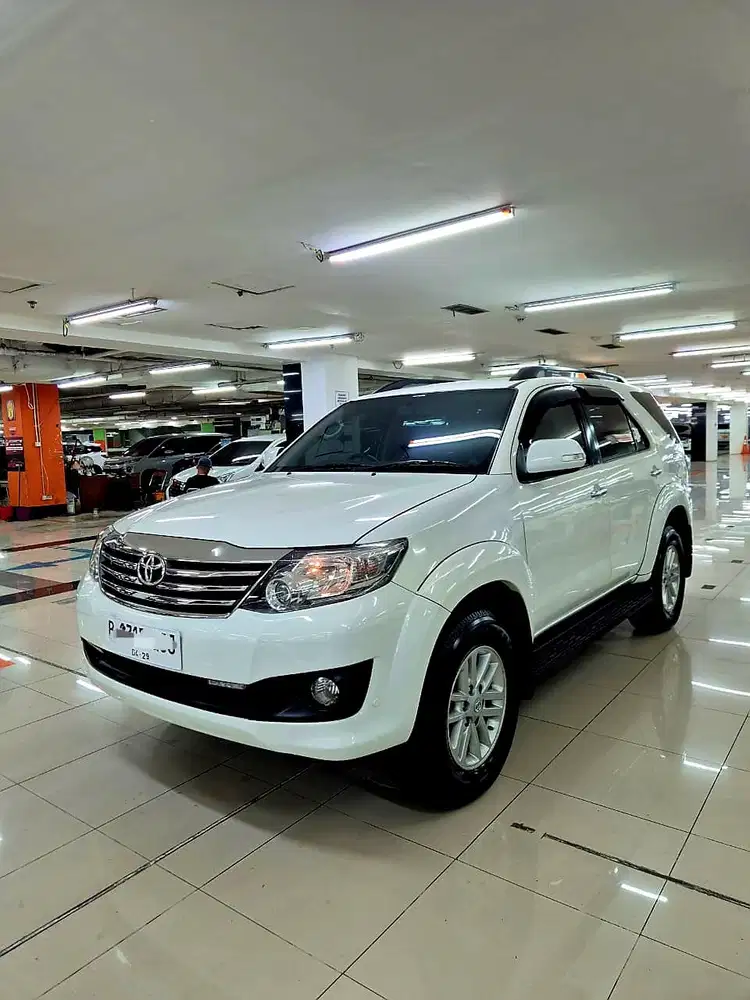 Toyota Fortuner 2014 Bensin