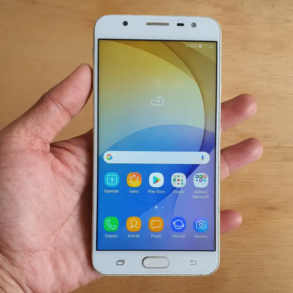Samsung J7 prime normal