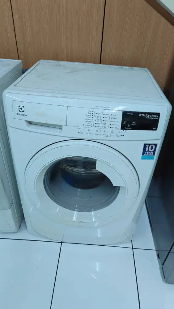 Mesin Cuci Electrolux Kapasitas 8kg perlu service pcb