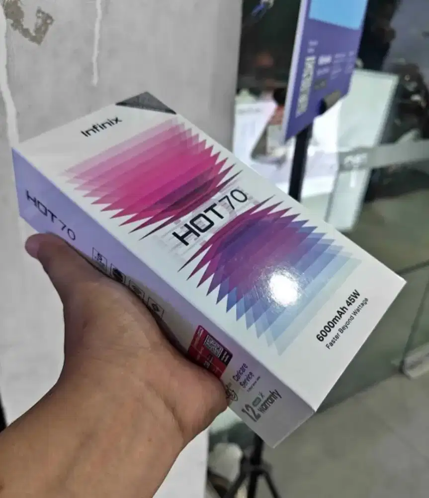 INFINIX HOT 70 6/128 BARU