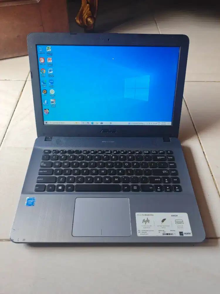 Laptop Asus Siap pakai ktek mnus (bs nego)