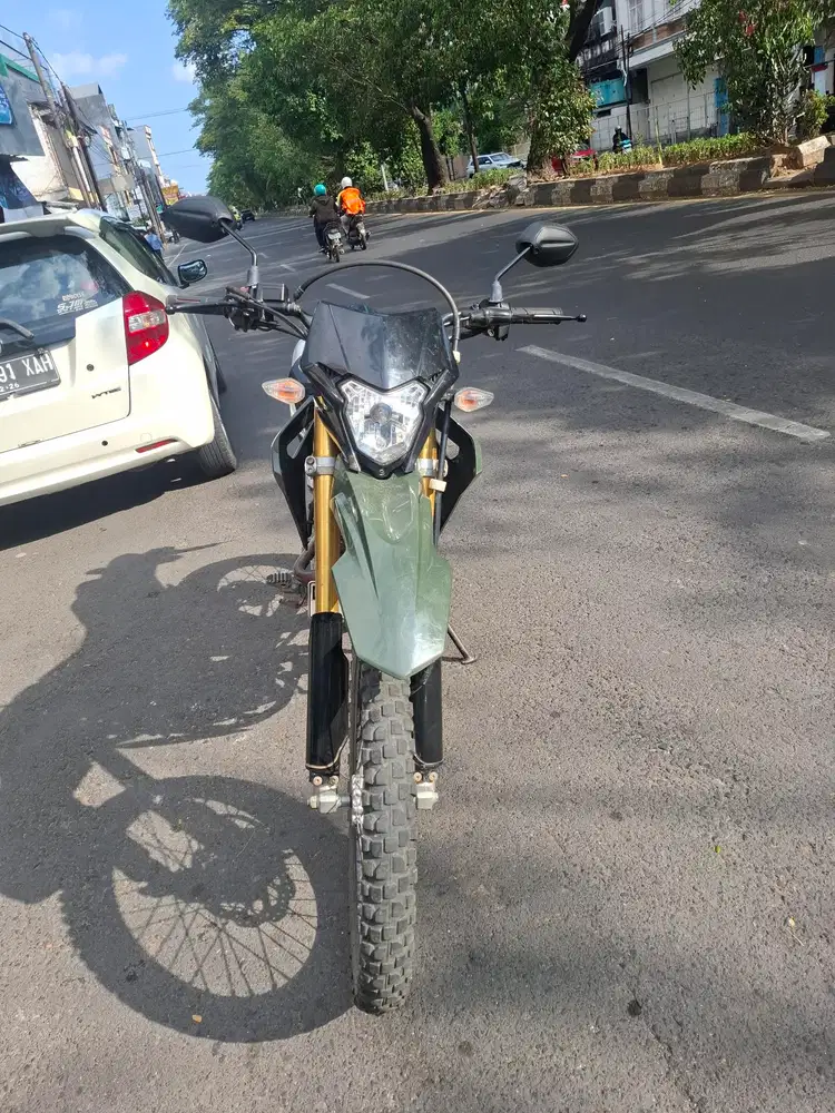 Honda CRF 2023 hijau