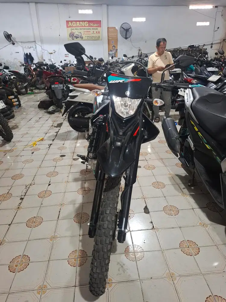 Yamaha WR 155cc 2025 hitam plat DP