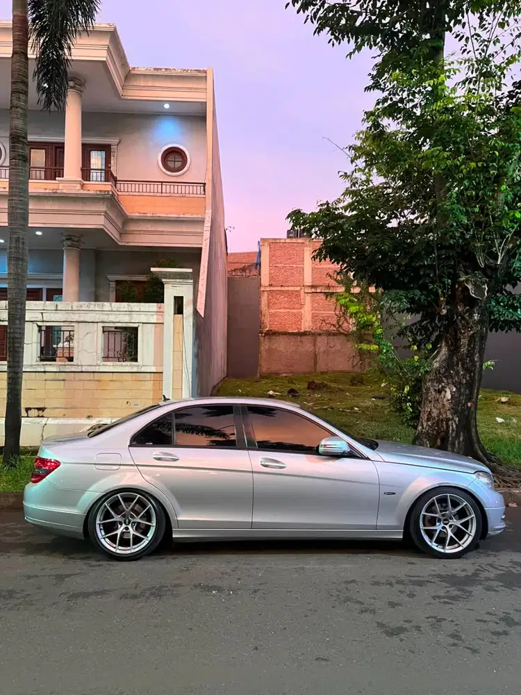 Mercy w204 C200k 2008 CBU