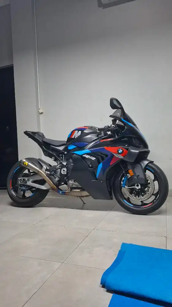 BMW M 1000 RR 2025