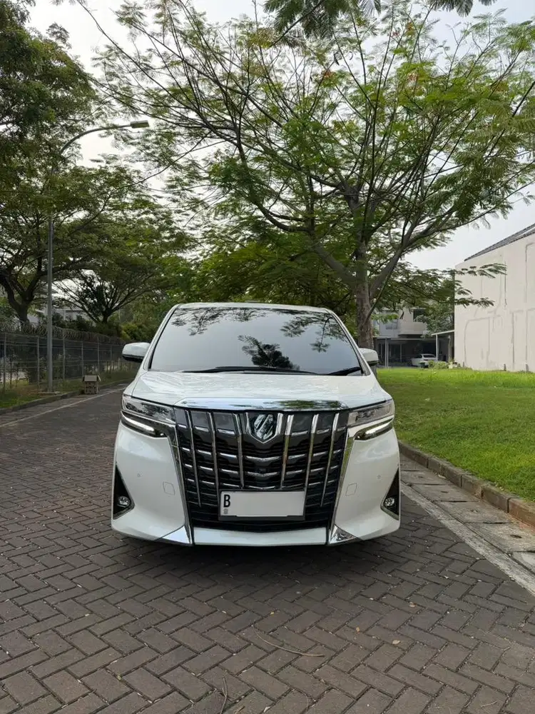 toyota alphard thn 2020