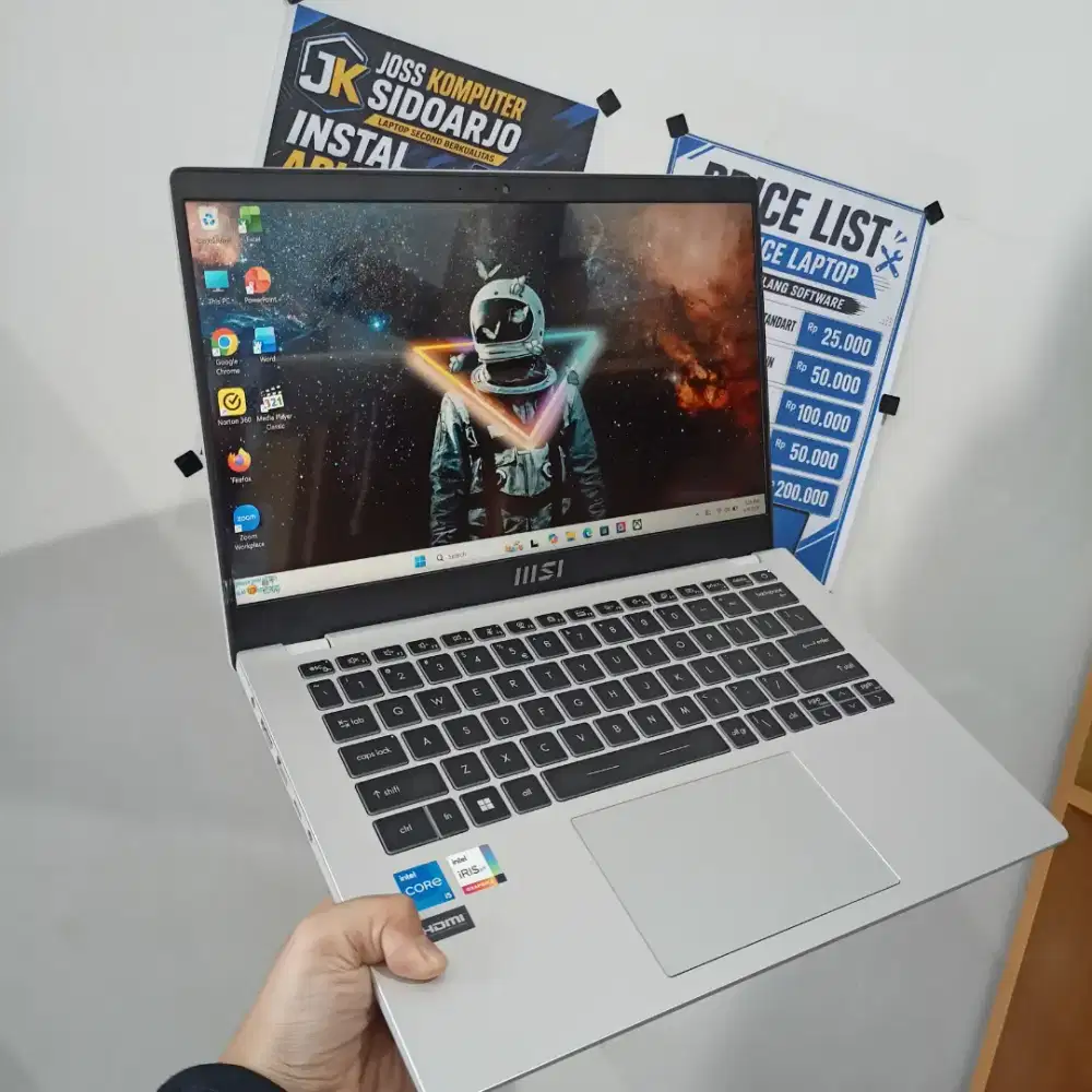 LAPTOP SECOND MSI MODERN 14 C12M0 INTEL CORE I5-GEN12 RAM 8 GB