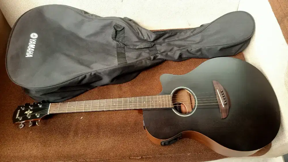 Gitar akustik elektrik Yamaha apx600m original