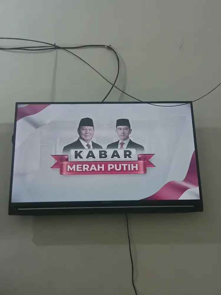 Di jual Smart TV 40 inc merk sharp
