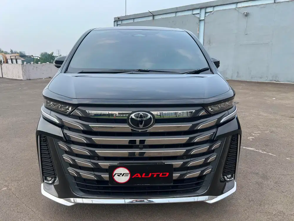TOYOTA Vellfire 2.5 HEV Hybird 2024
