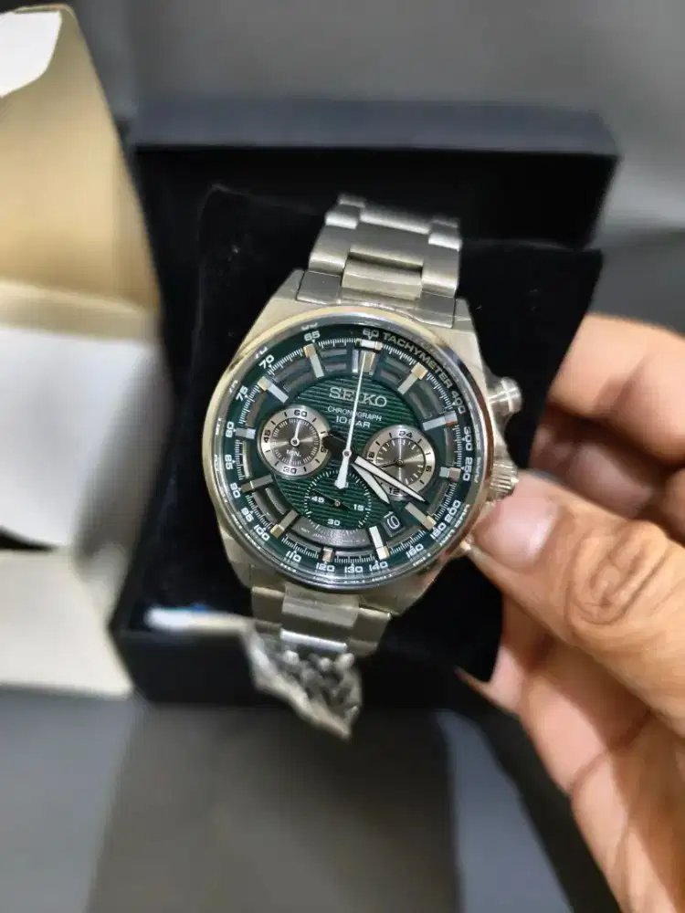 Jam Seiko SSB405P1 Green Dial Original