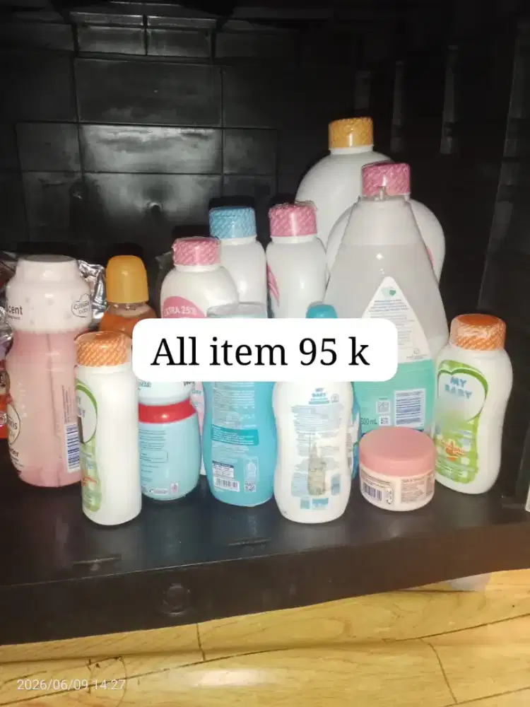 Bedak, shampo bayi ex kado