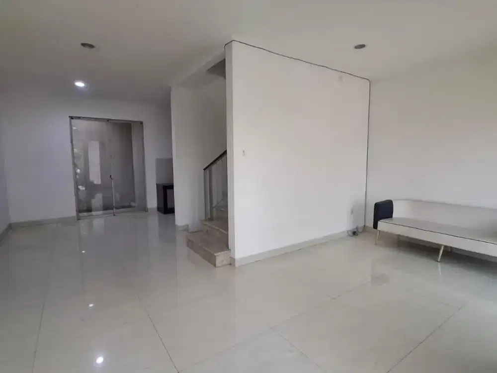 Disewa Rumah PIK Cluster Orchestrauk 6x15 m2 at Jakarta Utara